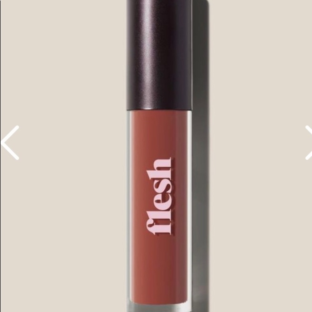 *** Flesh Wind Whirled Lip Gloss***